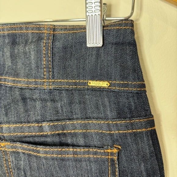 Zanadi High Waisted Super Stretch Denim Shorts - Picture 6 of 7